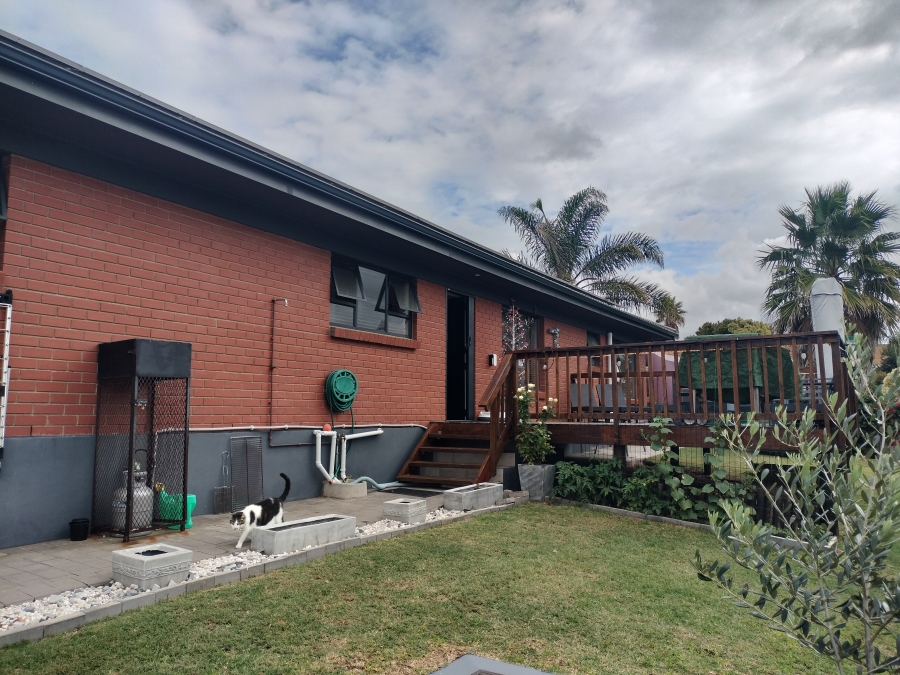 3 Bedroom Property for Sale in Tergniet Western Cape